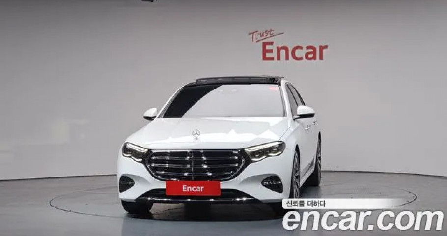 Mercedes-Benz E-Class 
