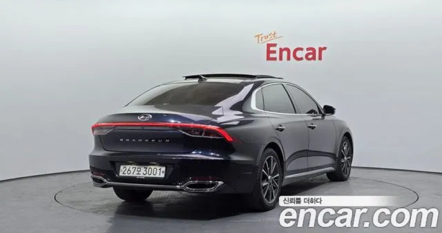Hyundai Grandeur 