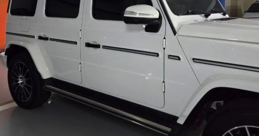 Mercedes-Benz G-Class 