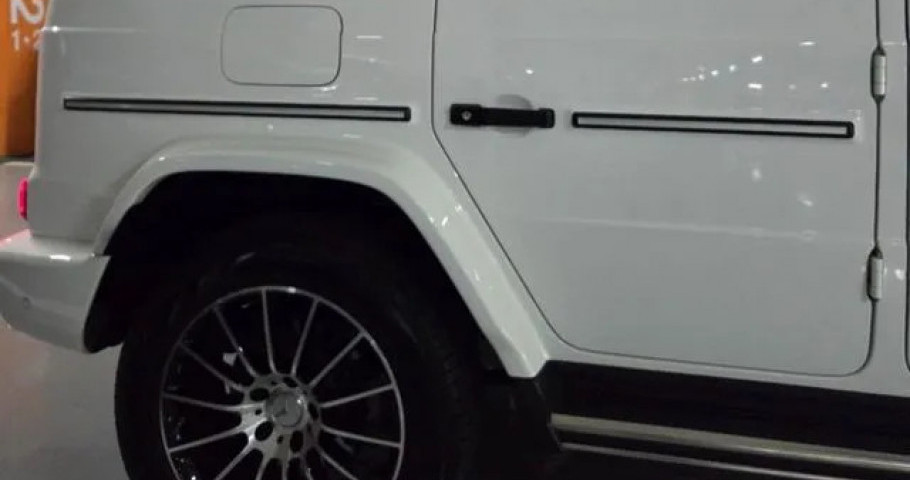 Mercedes-Benz G-Class 