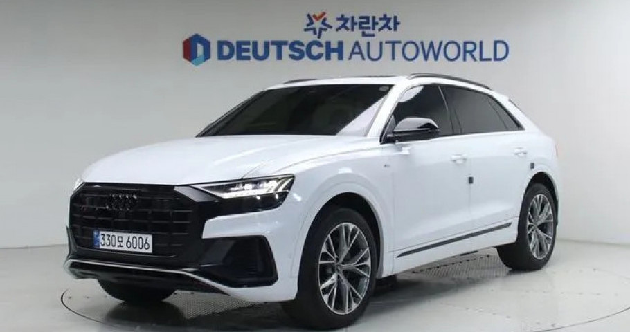 Audi Q8 