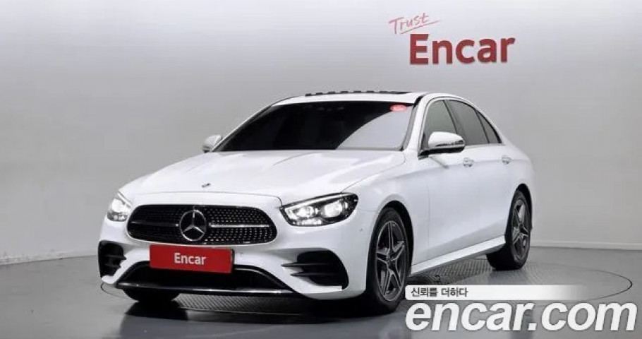 Mercedes-Benz E-Class 