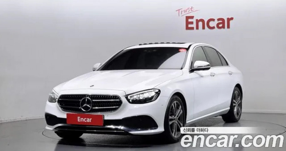 Mercedes-Benz E-Class 