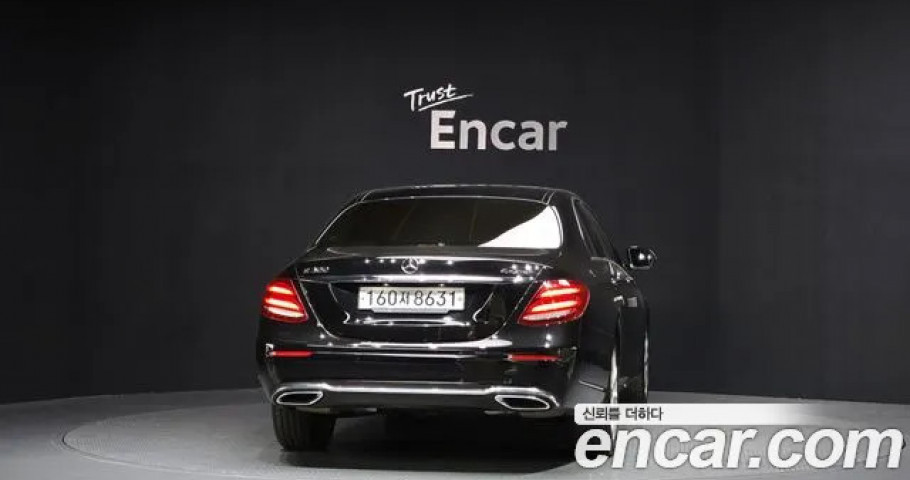 Mercedes-Benz E-Class 