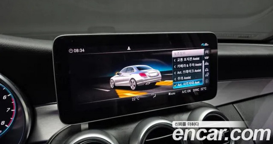 Mercedes-Benz C-Class 