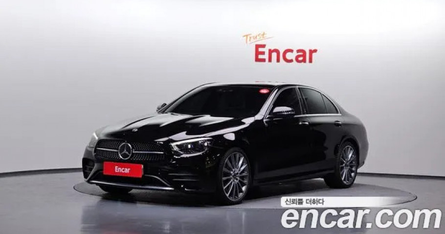 Mercedes-Benz E-Class 
