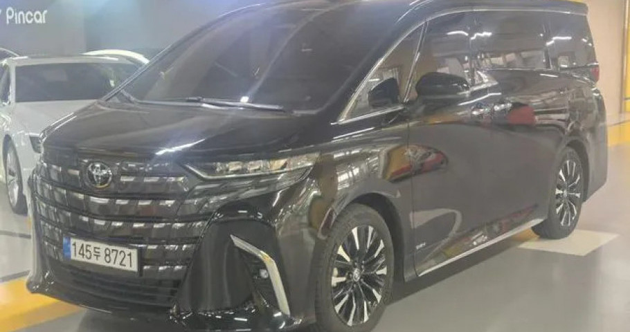 Toyota Alphard 