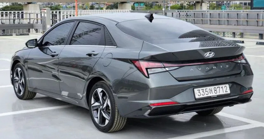 Hyundai Avante (Elantra) 