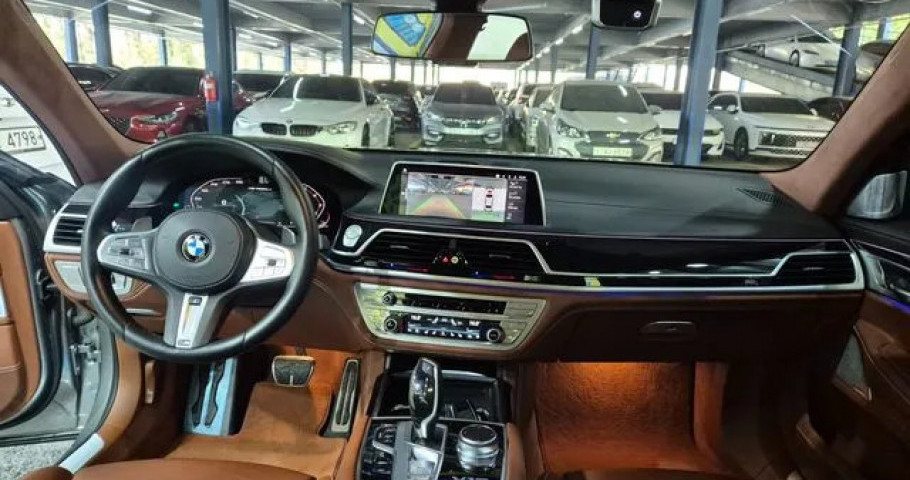 Bmw 7-Series 