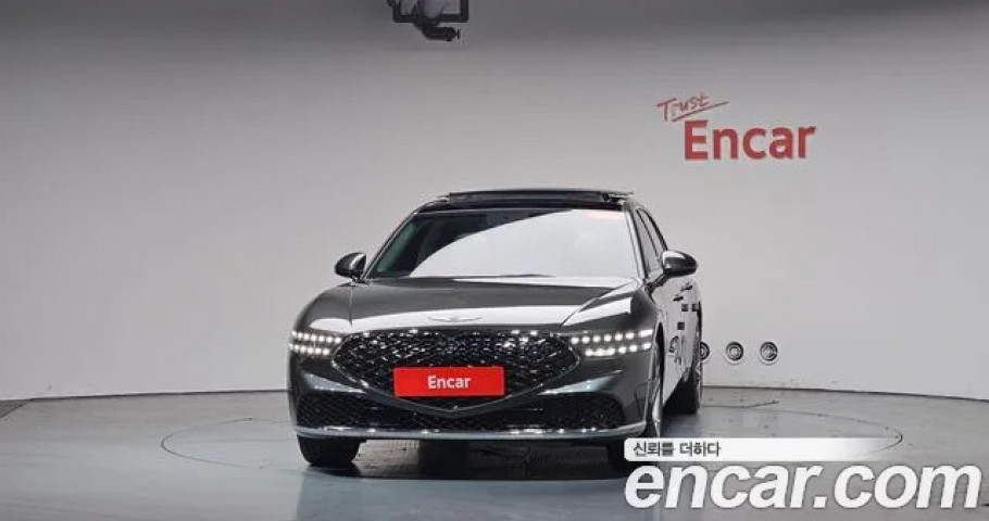 Genesis G90 
