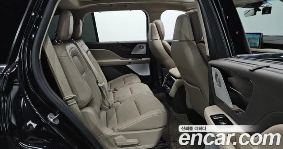 Lincoln Aviator 