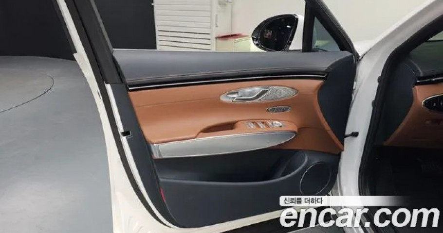 Genesis Gv70 
