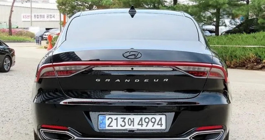 Hyundai Grandeur 