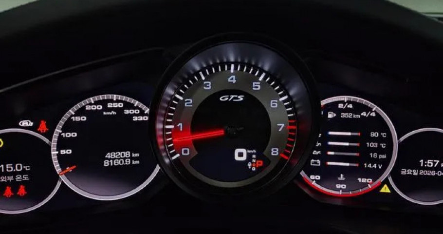 Porsche Panamera 