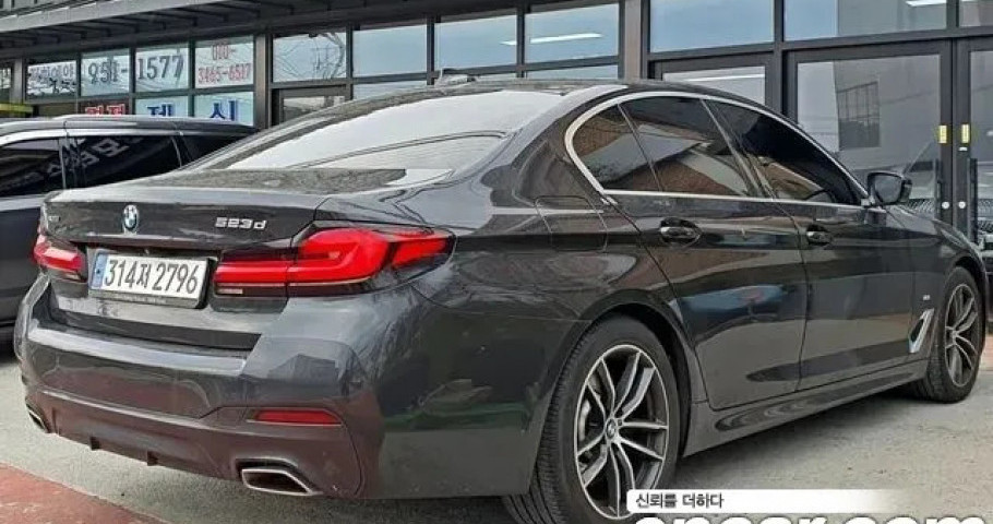 Bmw 5-Series 