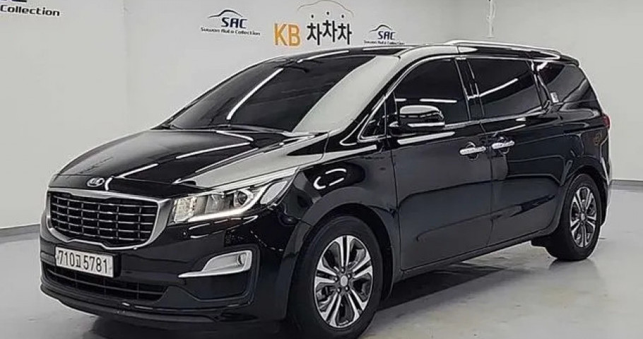 Kia Carnival 