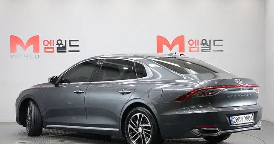 Hyundai Grandeur 