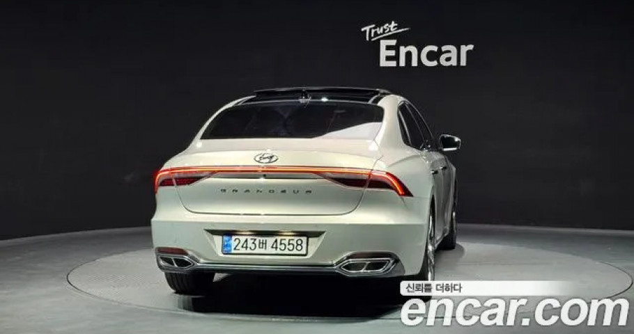 Hyundai Grandeur 