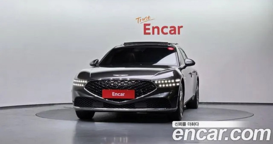 Genesis G90 