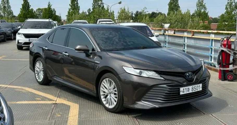 Toyota Camry 