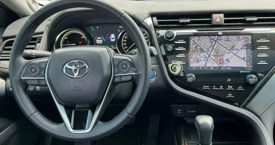 Toyota Camry 