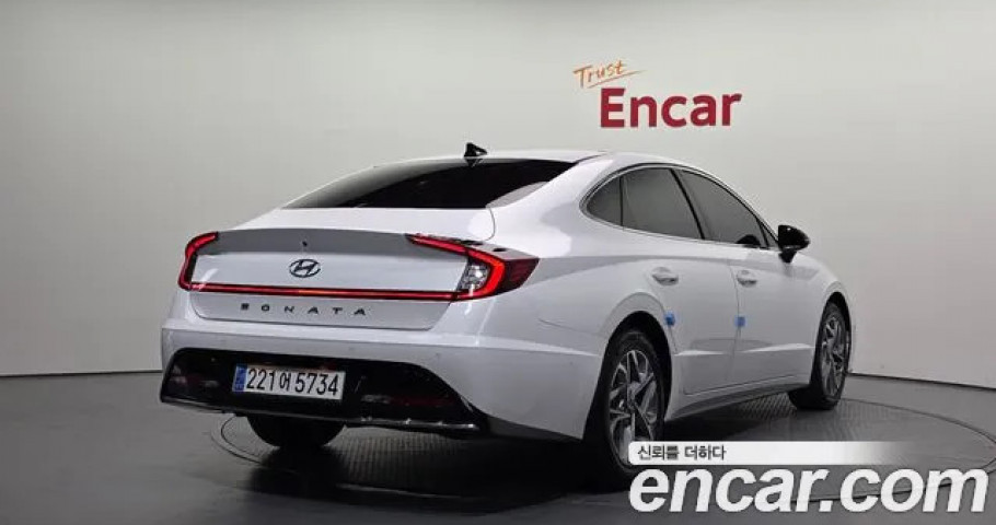 Hyundai Sonata 