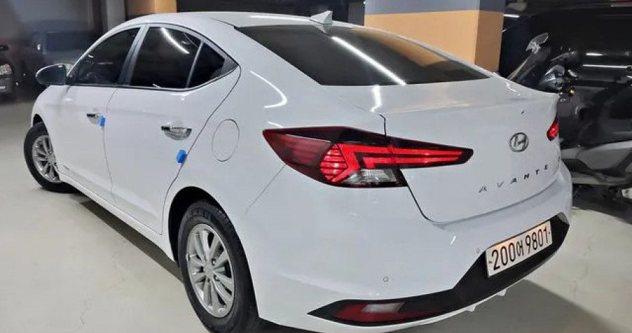 Hyundai Avante (Elantra) 