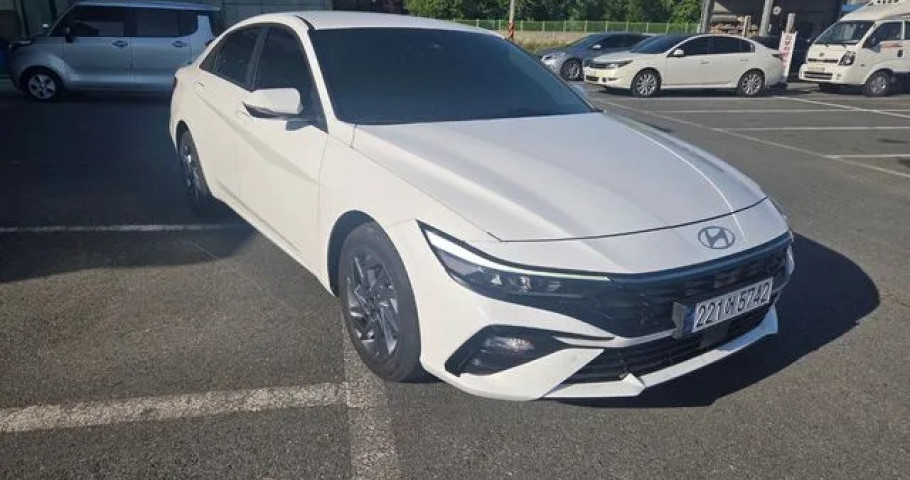 Hyundai Avante (Elantra) 