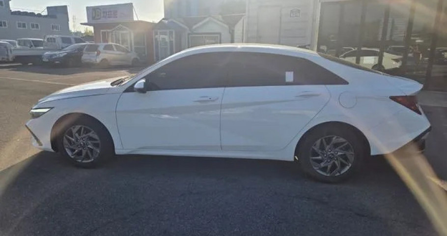 Hyundai Avante (Elantra) 