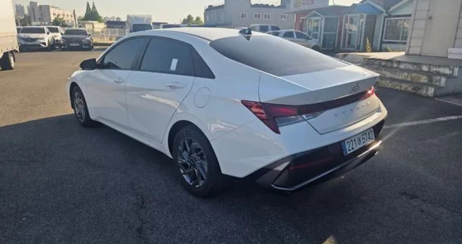 Hyundai Avante (Elantra) 