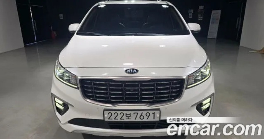 Kia Carnival 