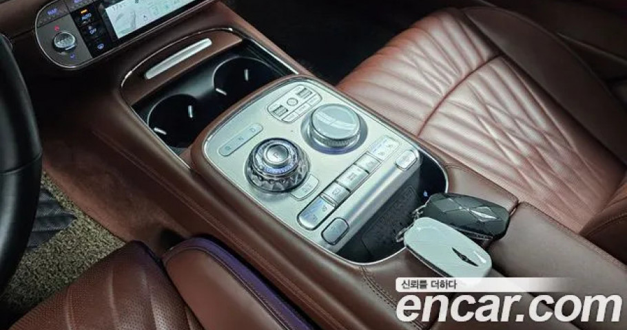 Genesis G90 
