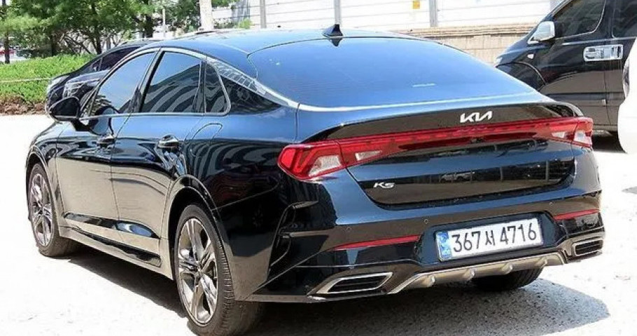 Kia K5 