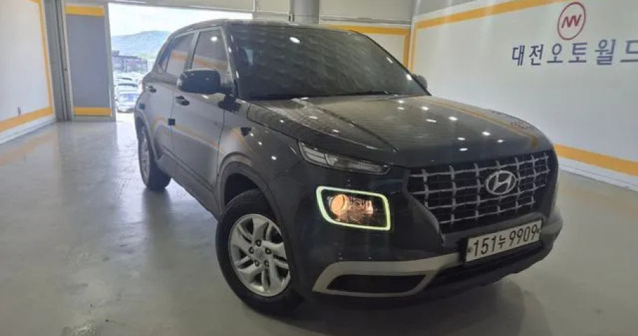 Hyundai Venue 