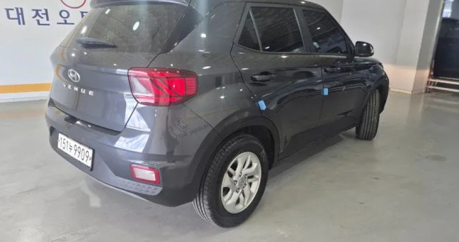 Hyundai Venue 