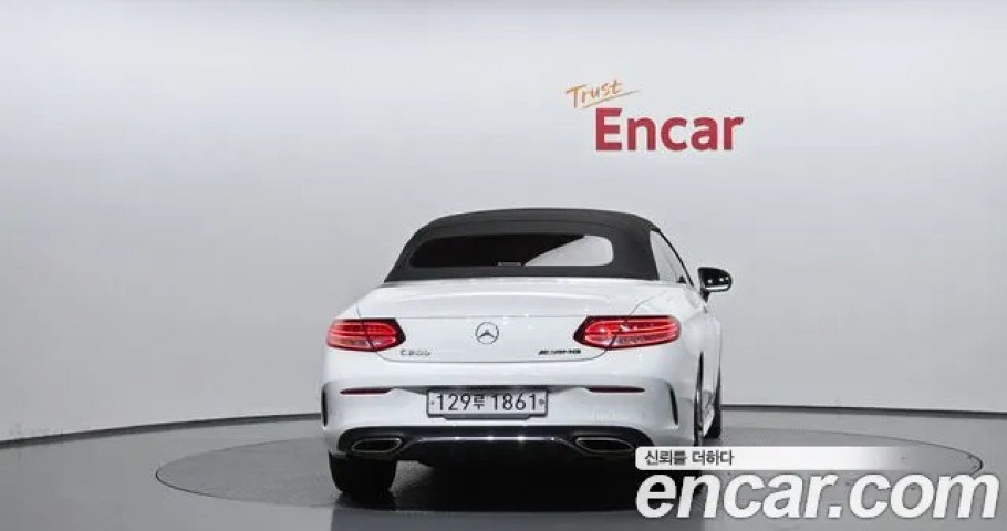 Mercedes-Benz C-Class 
