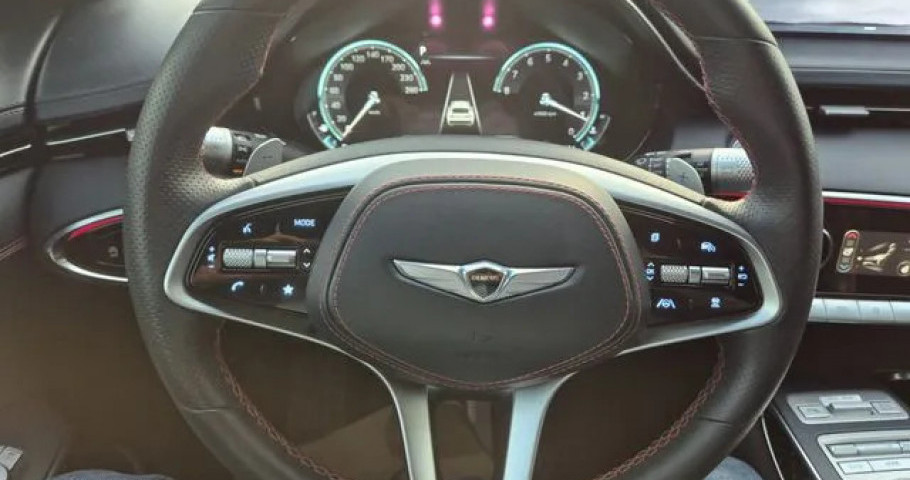 Genesis Gv70 