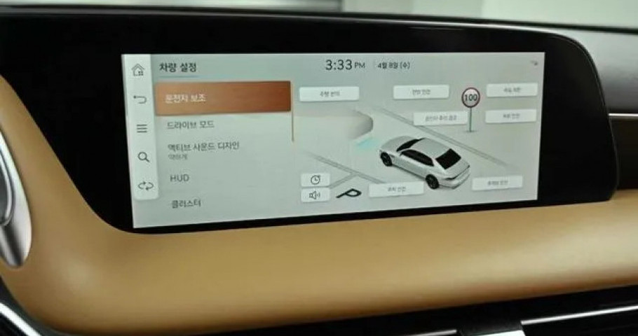 Genesis G90 