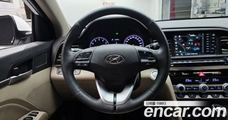 Hyundai Avante (Elantra) 
