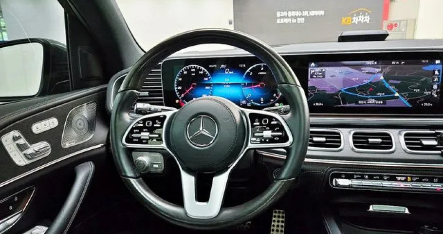 Mercedes-Benz Gls-Class 