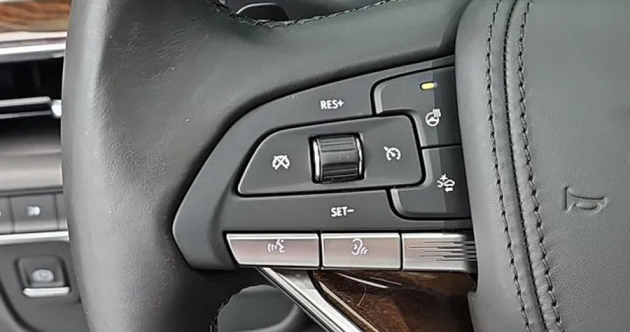 Cadillac Escalade 