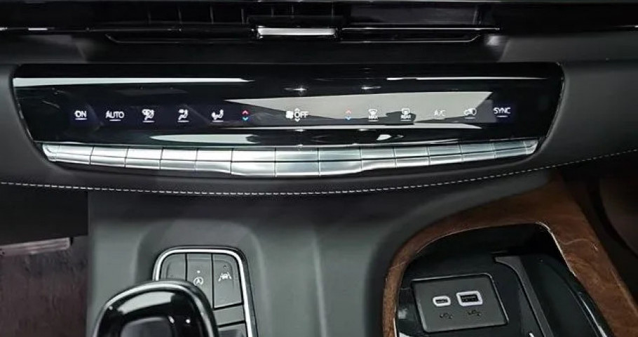 Cadillac Escalade 