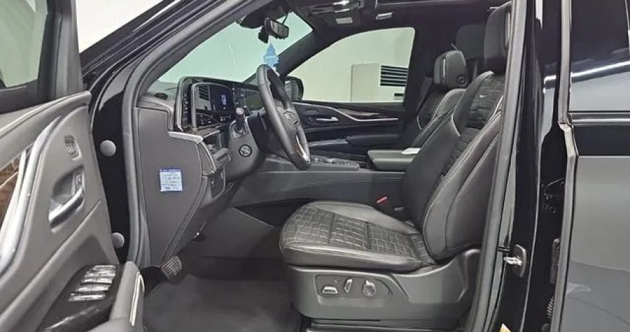 Cadillac Escalade 