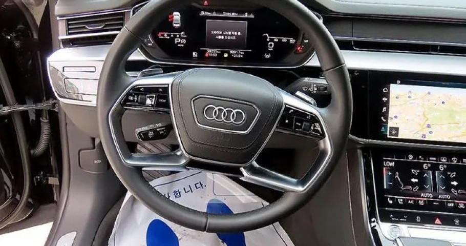 Audi A8 