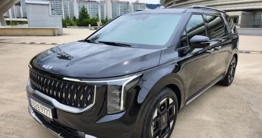 Kia Carnival 