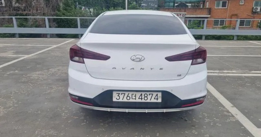 Hyundai Avante (Elantra) 
