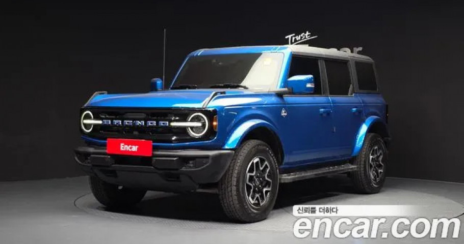 Ford Bronco 