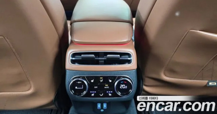 Genesis Gv70 