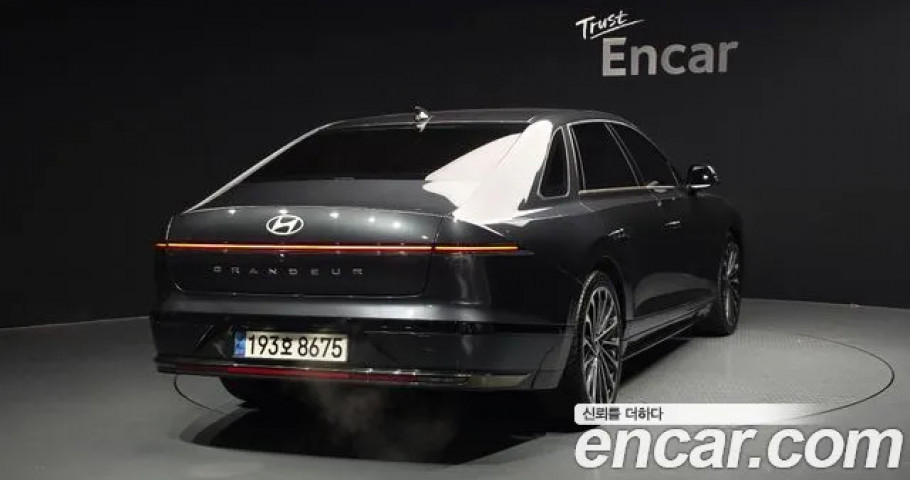 Hyundai Grandeur 