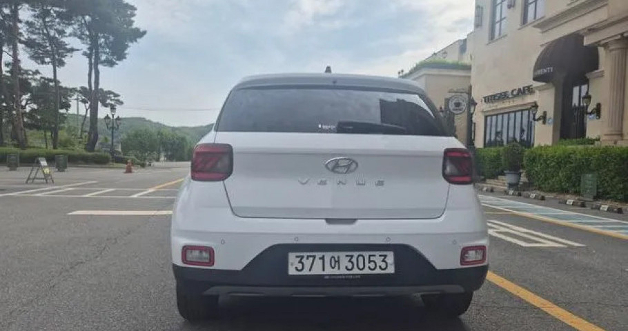 Hyundai Venue 